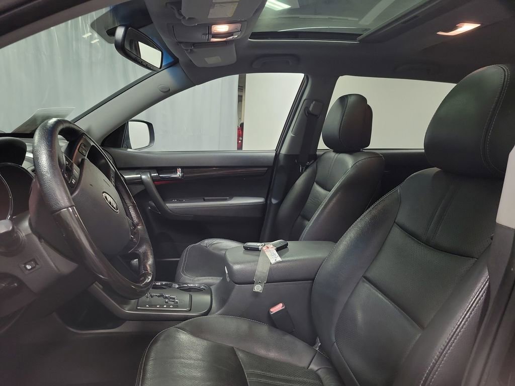 Used 2012 Kia Sorento SX w/ SX Premium Pkg image 13