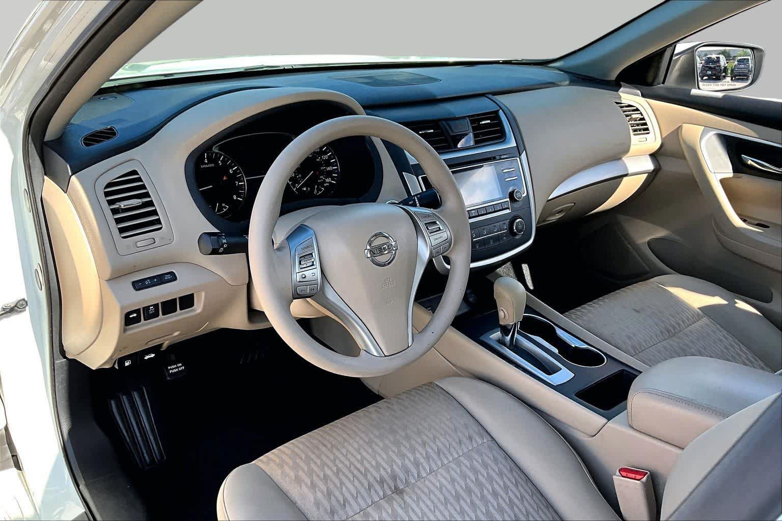 Used 2017 Nissan Altima 2.5 S w/ Power Driver Seat Package FWD image 18