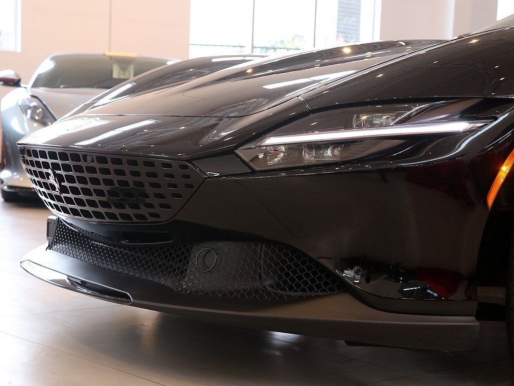 Certified 2024 Ferrari Roma image 23