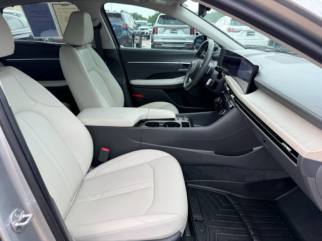 Used 2024 Hyundai Sonata Limited FWD image 13