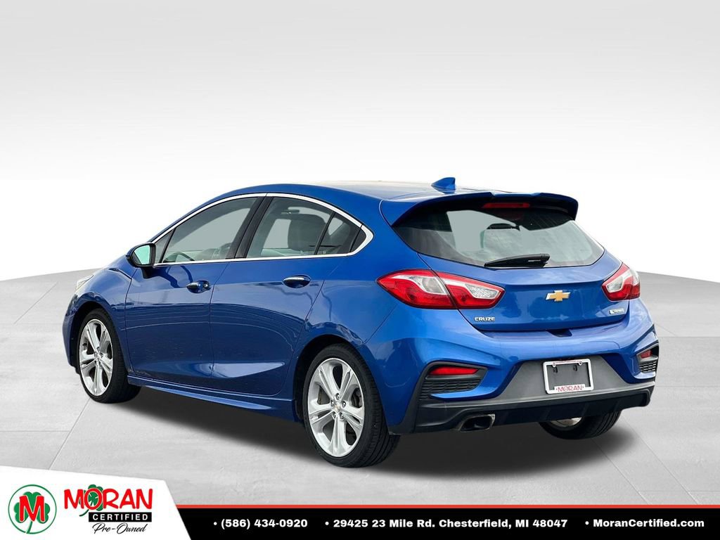 Used 2017 Chevrolet Cruze Premier FWD image 4