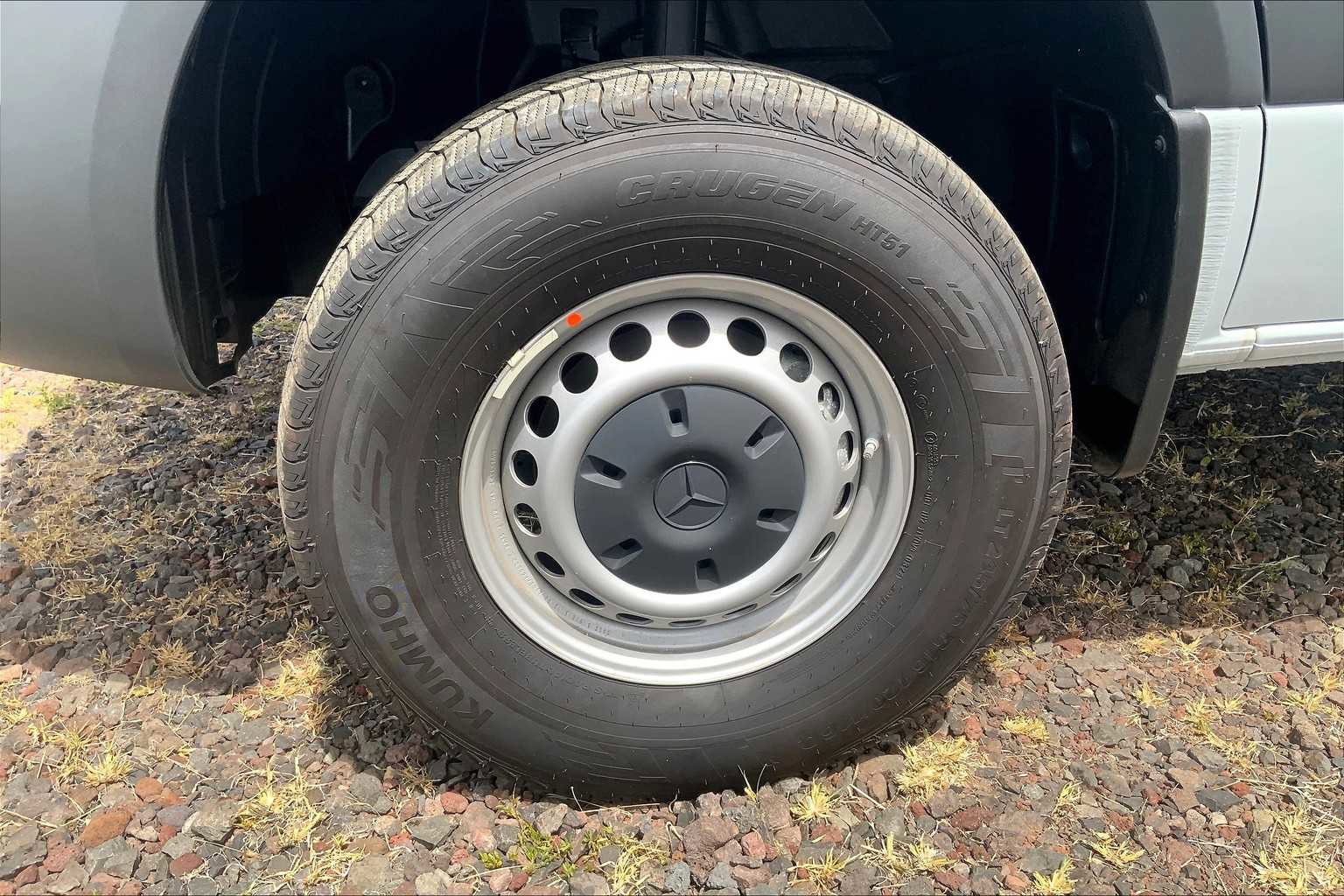 New 2025 Mercedes-Benz Sprinter 2500 image 9