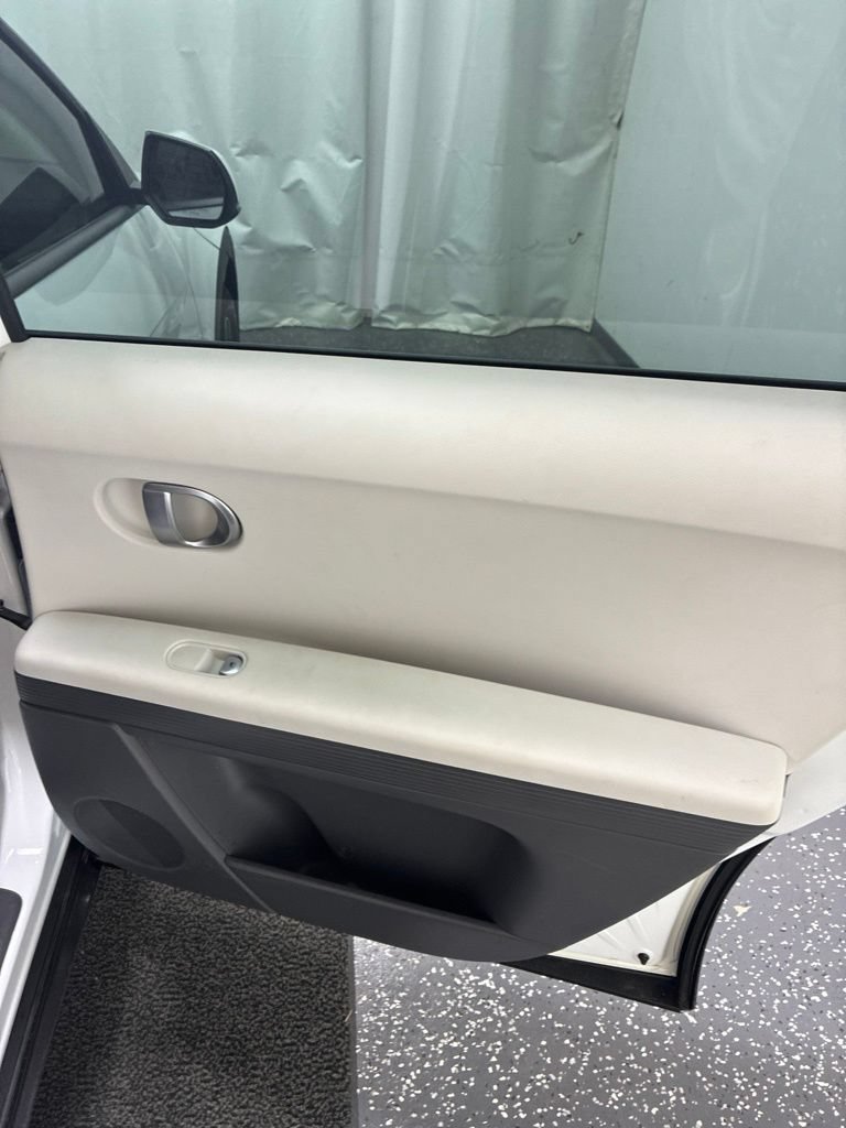 Used 2024 Hyundai Ioniq 5 SEL RWD image 27