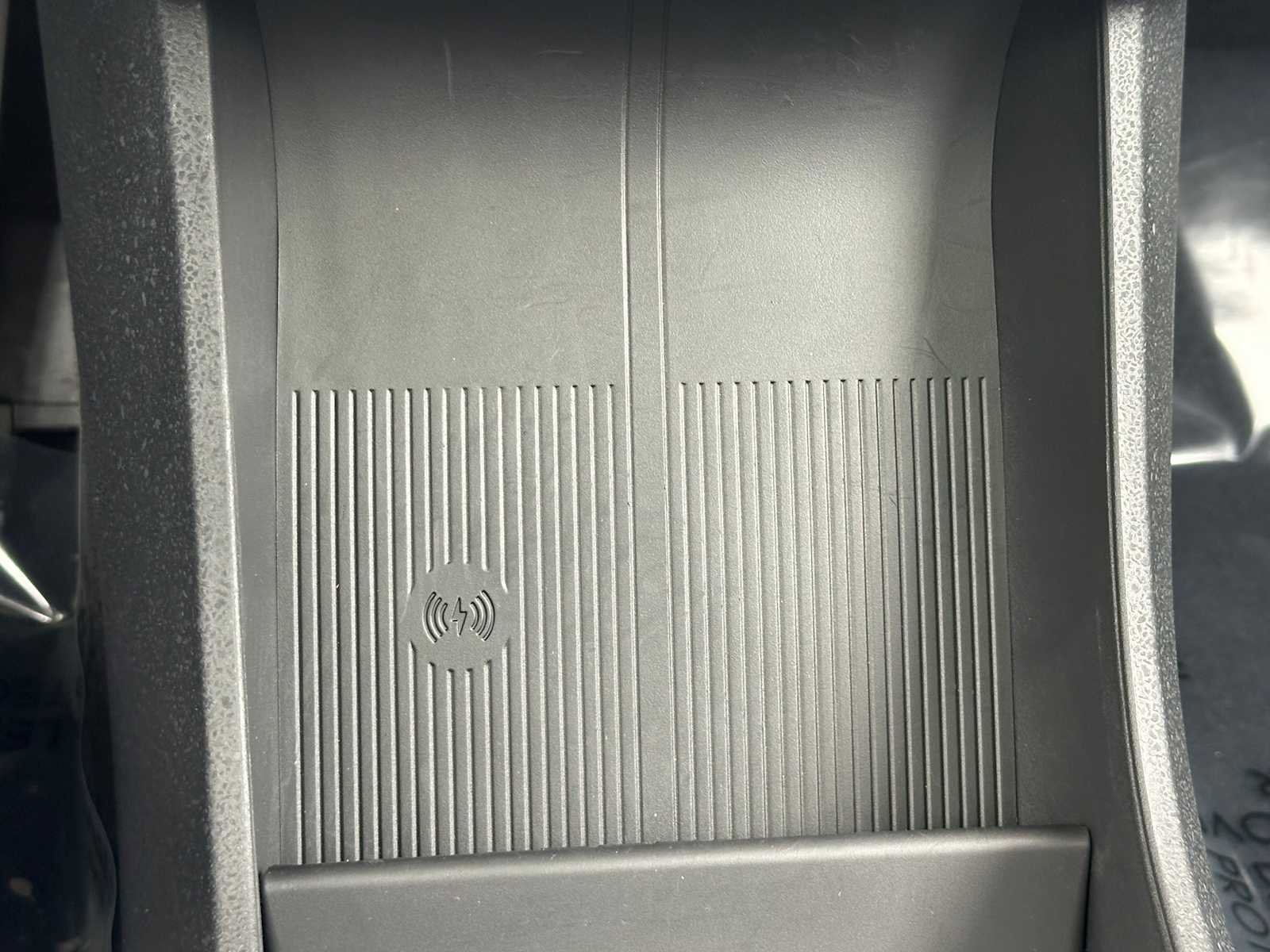 Used 2025 Volvo EX30 Plus w/ Protection Package Premier AWD/4WD image 31