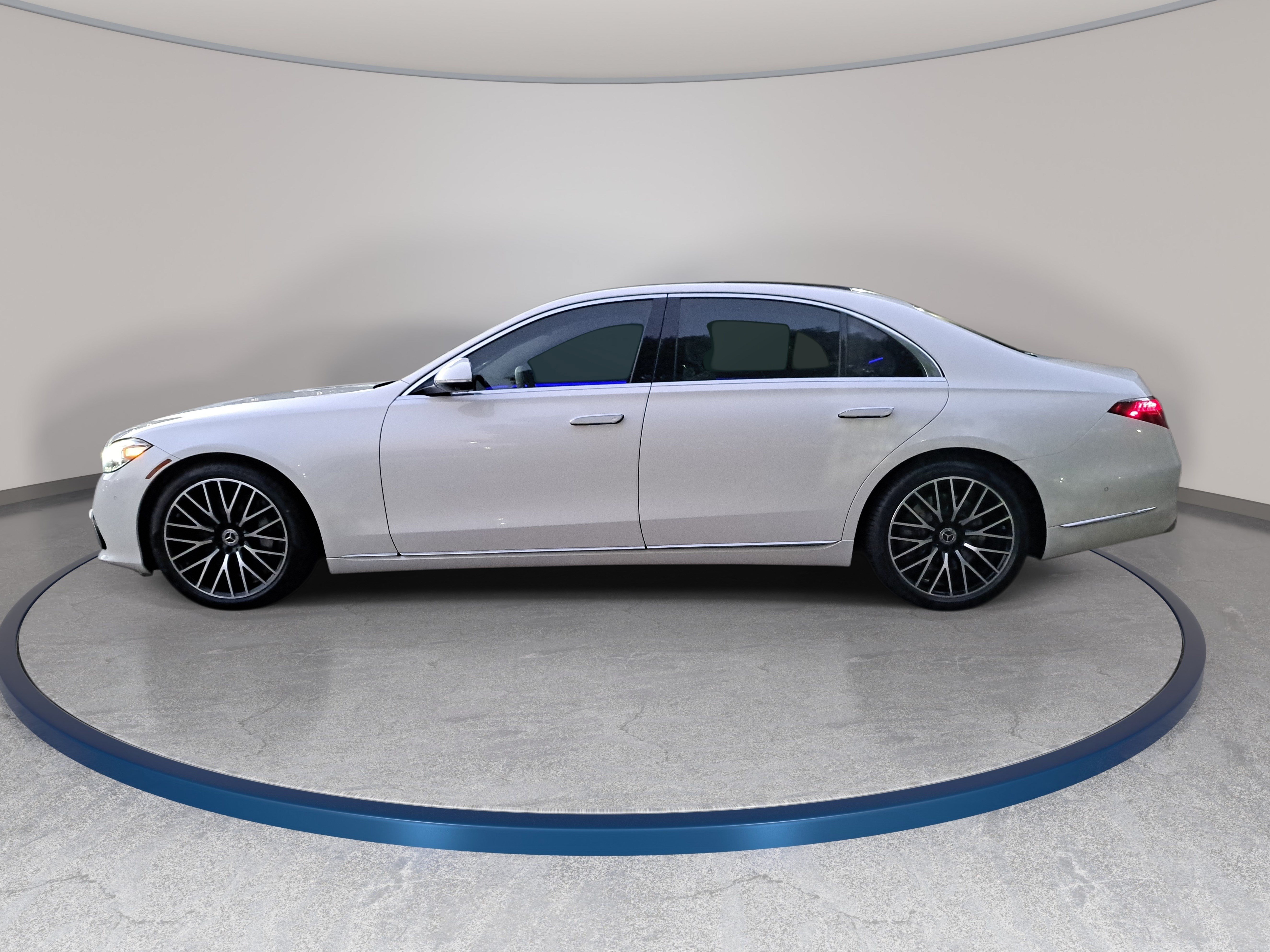 Certified 2022 Mercedes-Benz S 500 4MATIC image 9