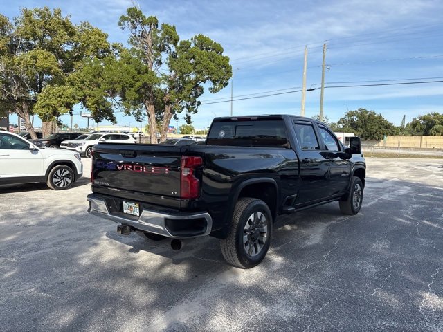Used 2022 Chevrolet Silverado 2500 LT w/ Convenience Package image 4
