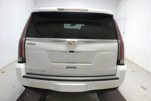 Used 2018 Cadillac Escalade ESV Platinum image 5