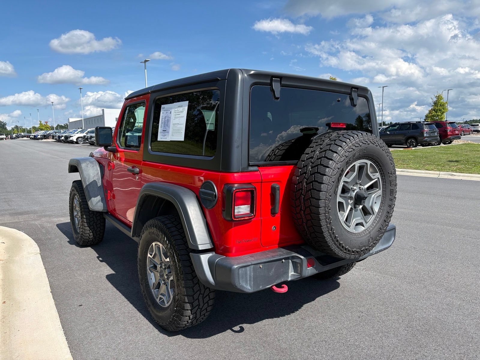 Used 2018 Jeep Wrangler Rubicon AWD/4WD image 6