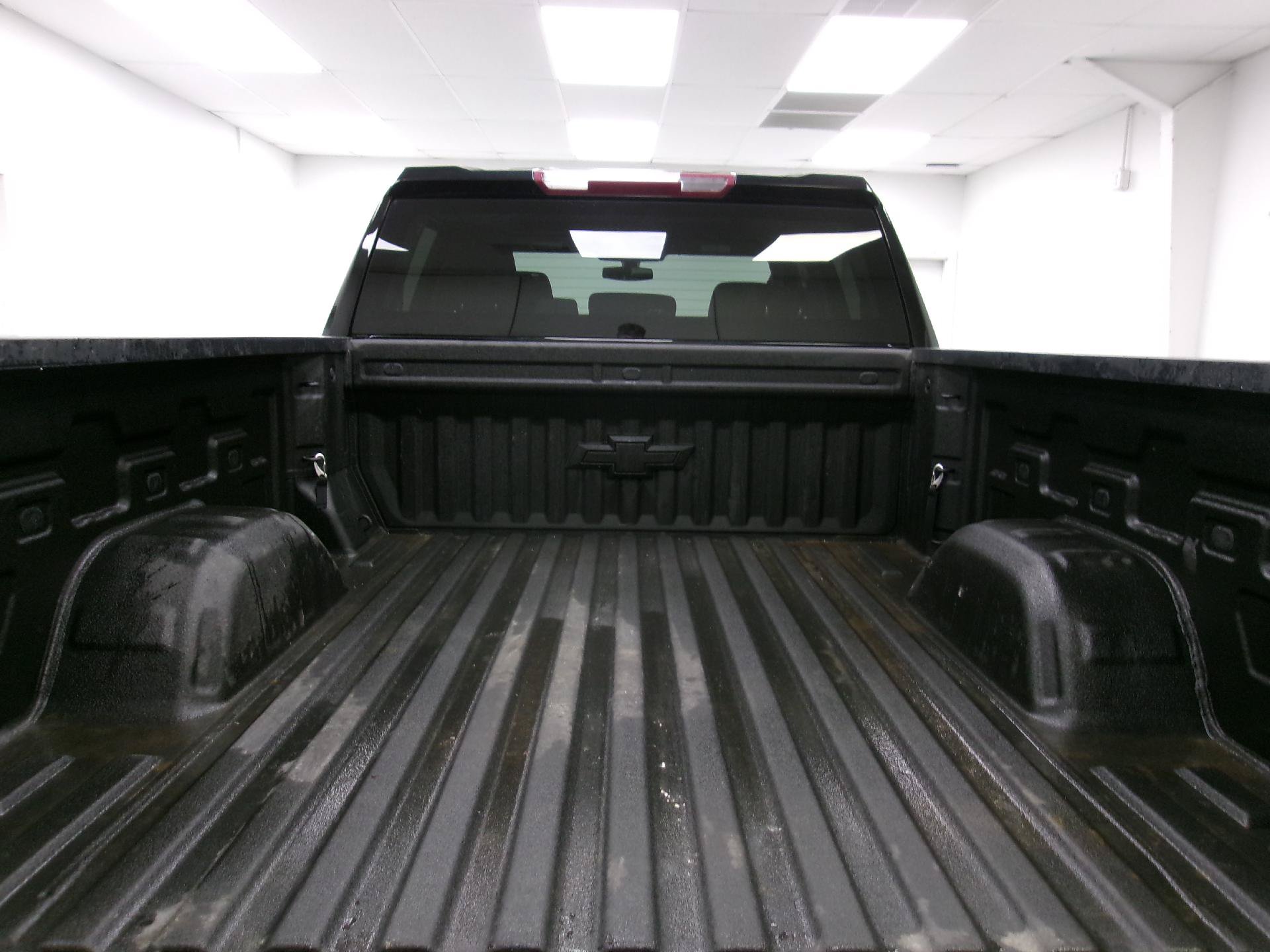 Used 2022 Chevrolet Silverado 1500 Custom Trail Boss w/ Midnight Edition AWD/4WD image 12