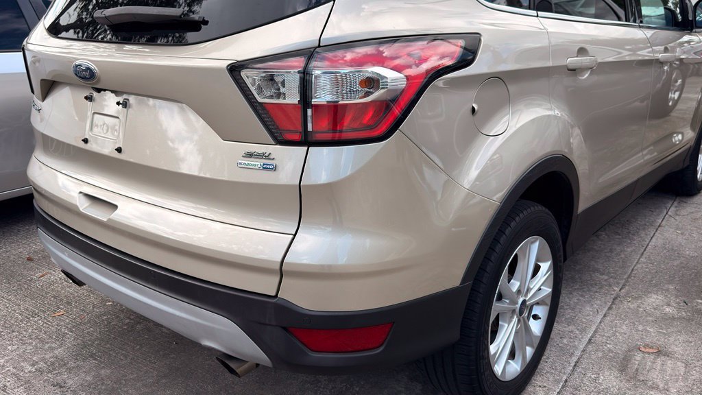 Used 2018 Ford Escape SEL AWD/4WD image 5