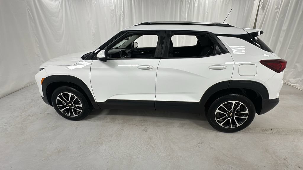 Used 2024 Chevrolet TrailBlazer LT w/ Convenience Package image 6