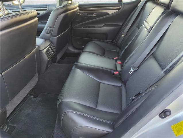 Used 2014 Lexus LS 460 w/ Comfort Package RWD image 7