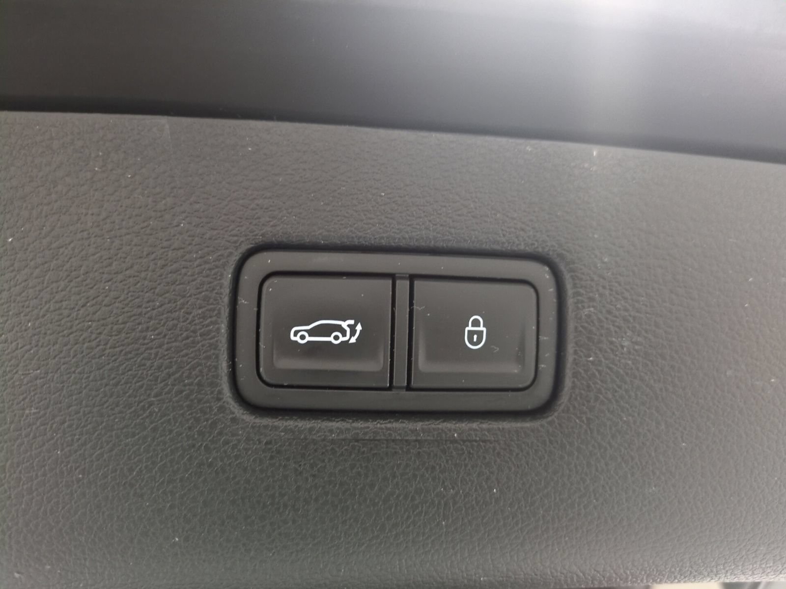 Used 2023 Genesis GV80 2.5T w/ Prestige 20" Package AWD/4WD image 13