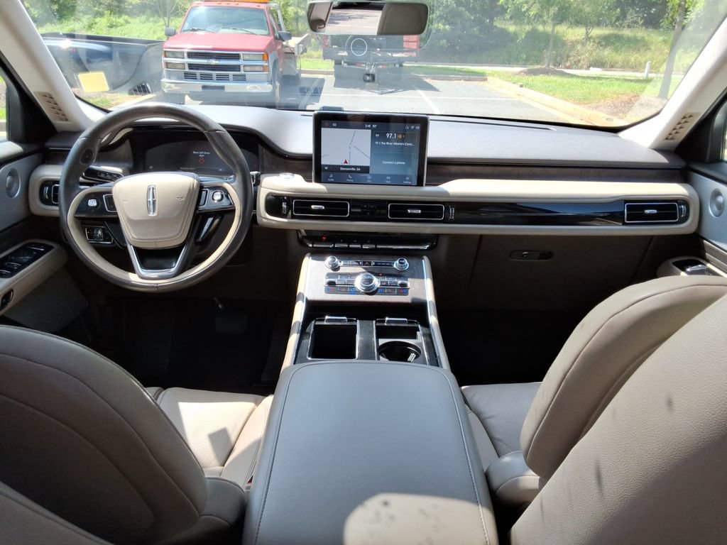 Used 2020 Lincoln Aviator Reserve w/ Equipment Group 202A AWD/4WD image 21
