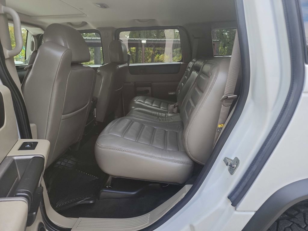 Used 2003 HUMMER H2 image 31