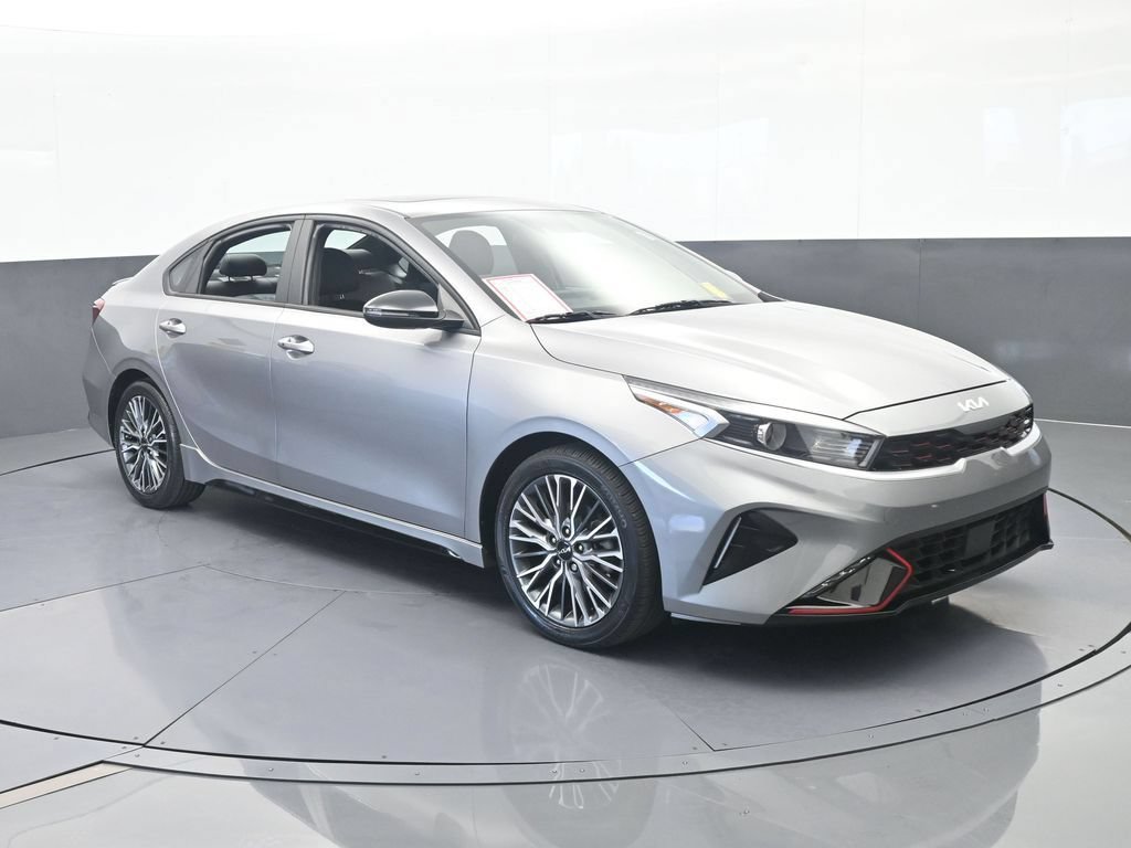 Used 2023 Kia Forte GT-Line w/ GT-Line Premium Package FWD image 8