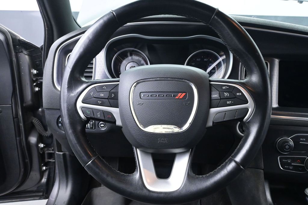 Used 2017 Dodge Charger SXT AWD/4WD image 27