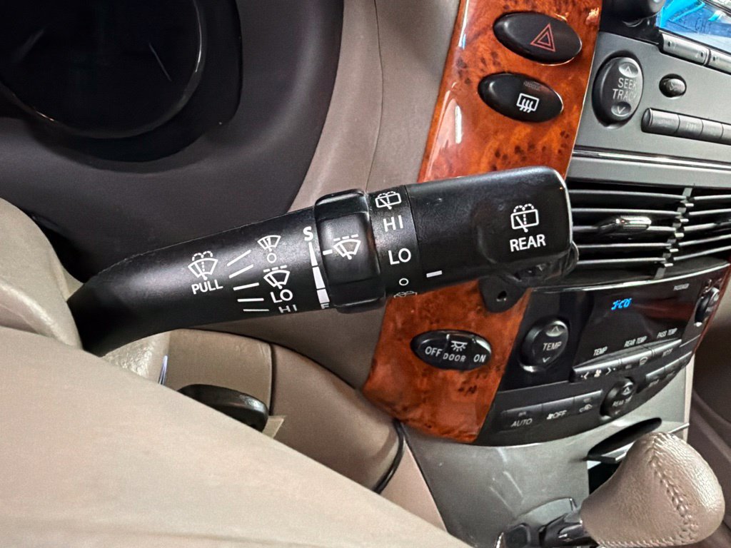 Used 2007 Toyota Sienna XLE FWD image 16