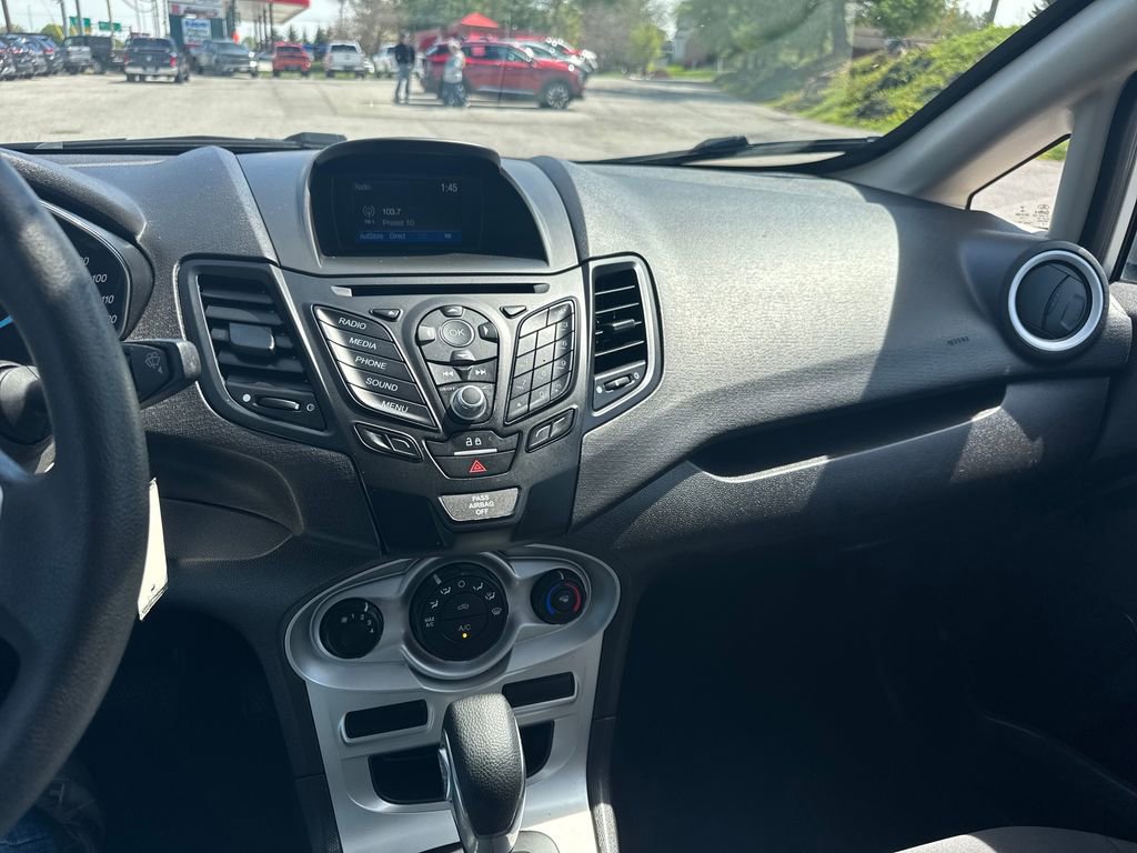 Used 2019 Ford Fiesta SE FWD image 17