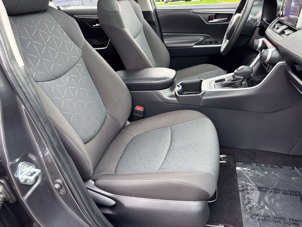 Certified 2025 Toyota RAV4 XLE w/ Convenience Package AWD/4WD image 36