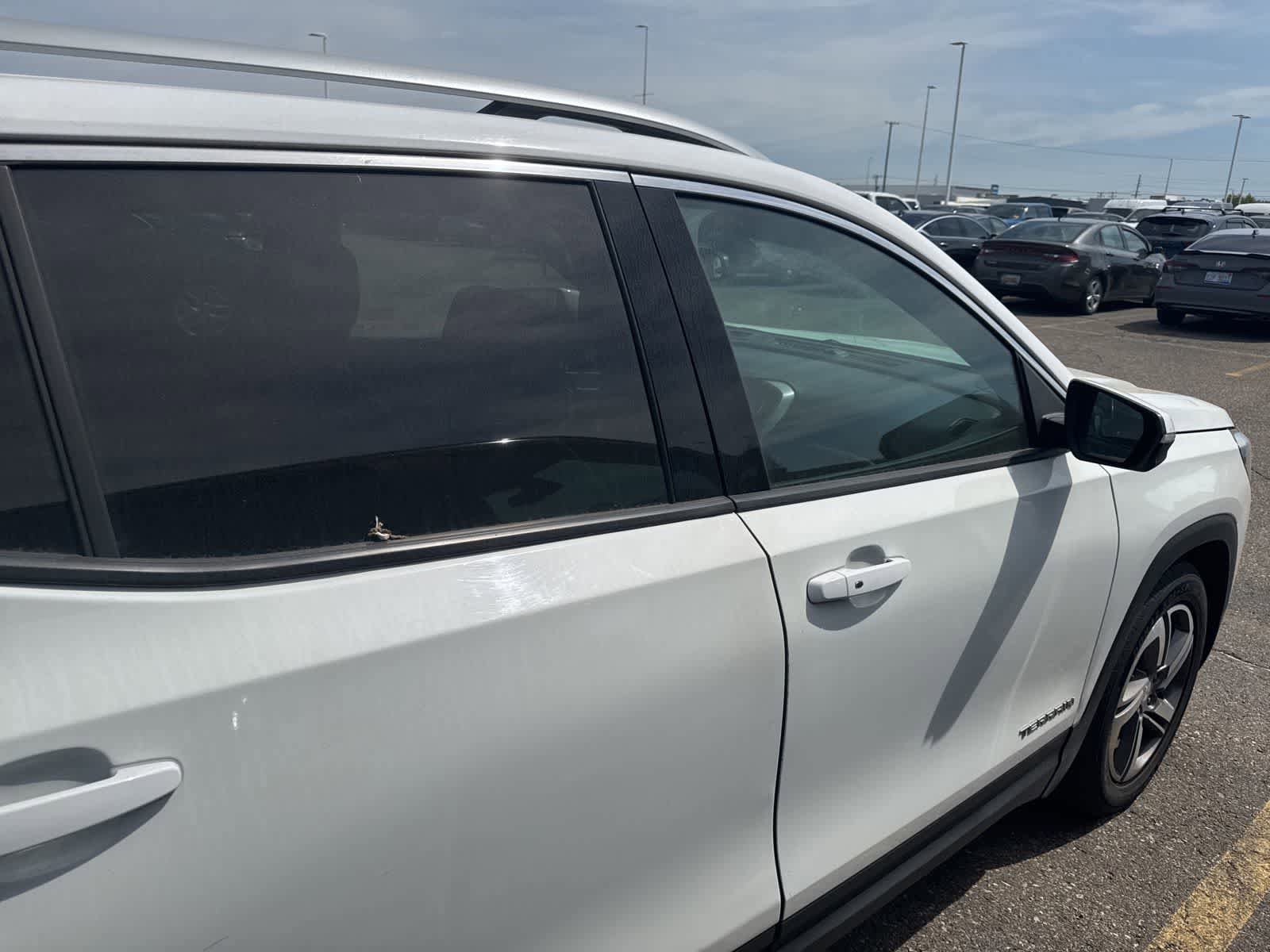 Used 2021 GMC Terrain SLT FWD image 10