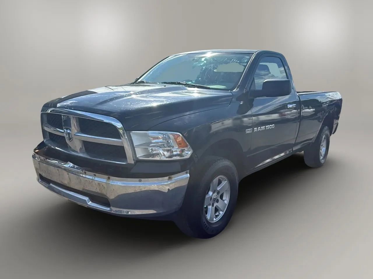 Used 2012 RAM 1500 Classic SLT AWD/4WD image 1