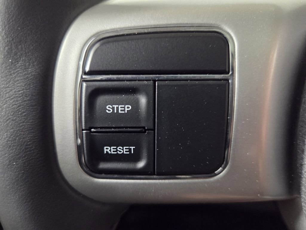 Used 2015 Jeep Compass High Altitude image 20
