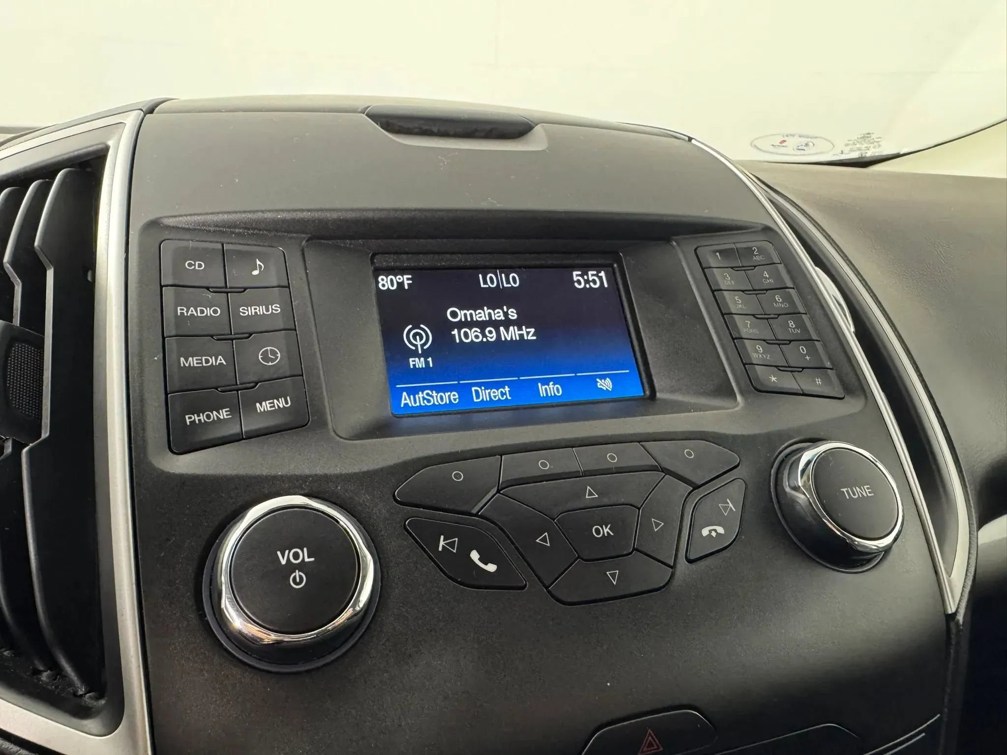 Used 2016 Ford Edge SEL FWD image 19