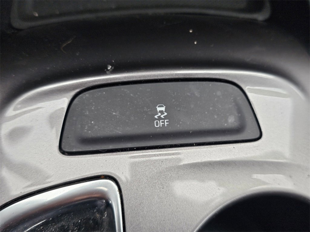 Used 2023 Chevrolet Malibu LS image 24