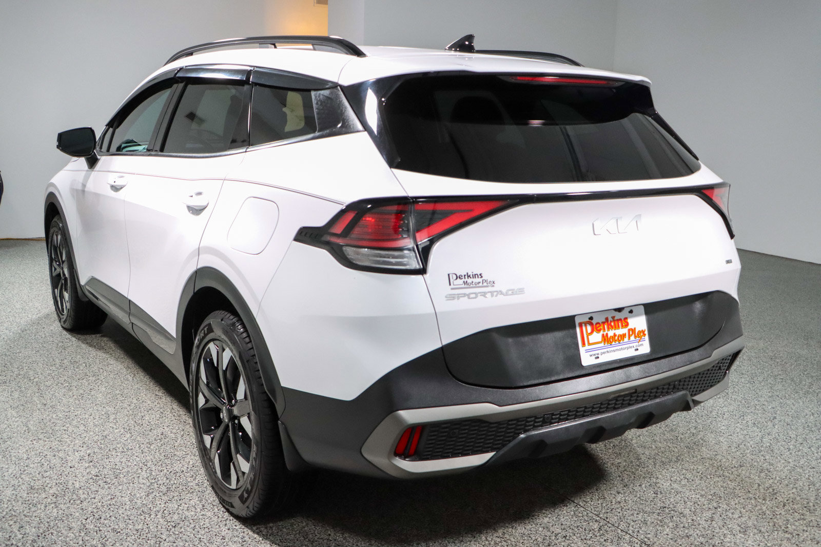 Used 2024 Kia Sportage X-Line AWD/4WD image 9