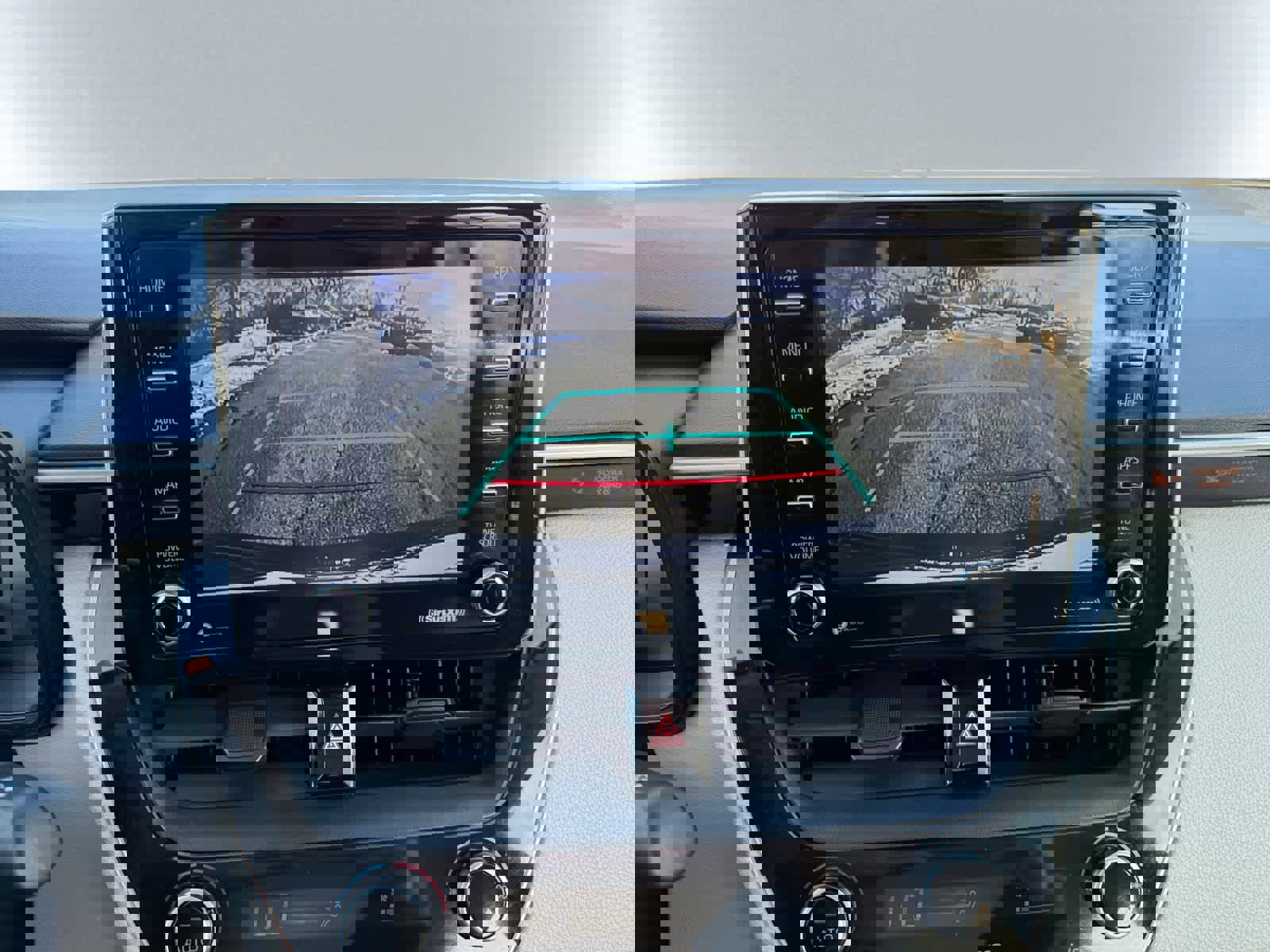 Used 2021 Toyota Corolla LE w/ Carpet Mat Package (TMS) image 15