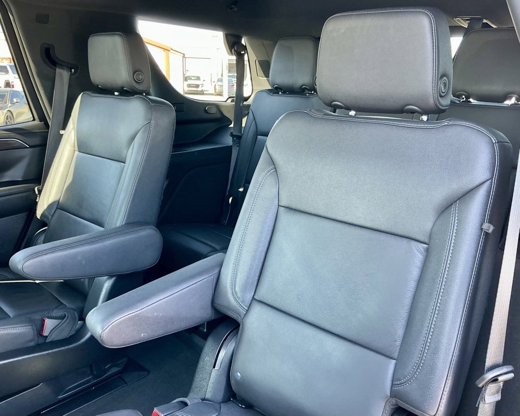 Used 2023 Chevrolet Tahoe Z71 w/ Luxury Package image 27