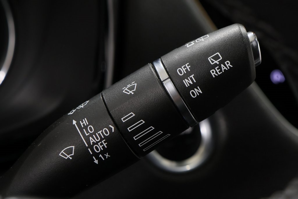 Used 2022 Cadillac XT5 Premium Luxury image 17