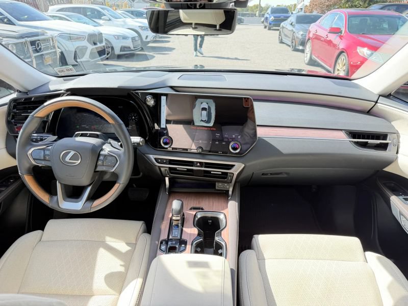 Used 2025 Lexus RX 350 w/ Convenience Package AWD/4WD image 20