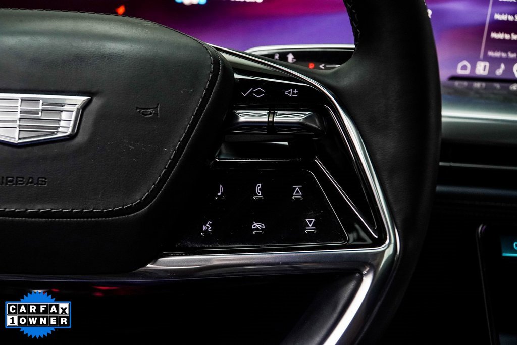 Used 2025 Cadillac Escalade IQ Luxury 2 image 32