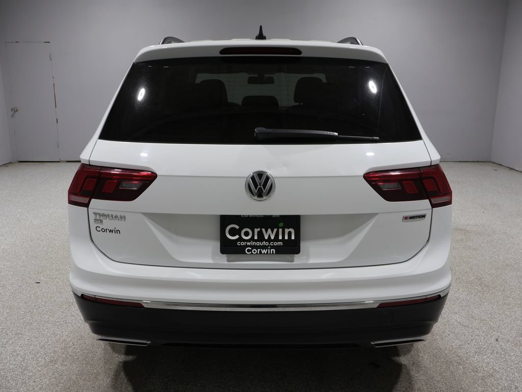 Used 2020 Volkswagen Tiguan SE AWD/4WD image 3