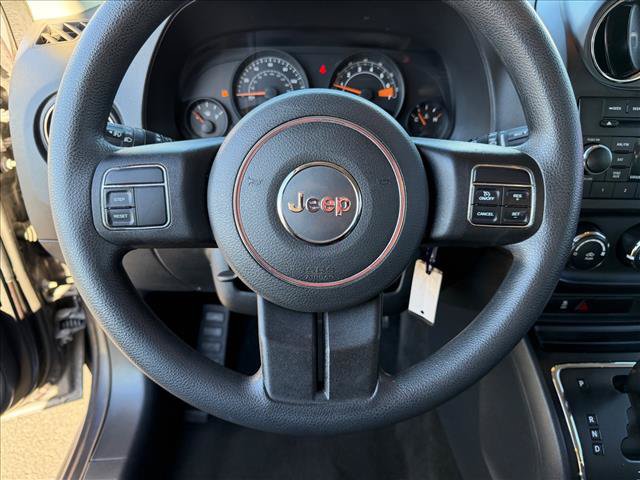 Used 2016 Jeep Patriot Sport FWD image 15