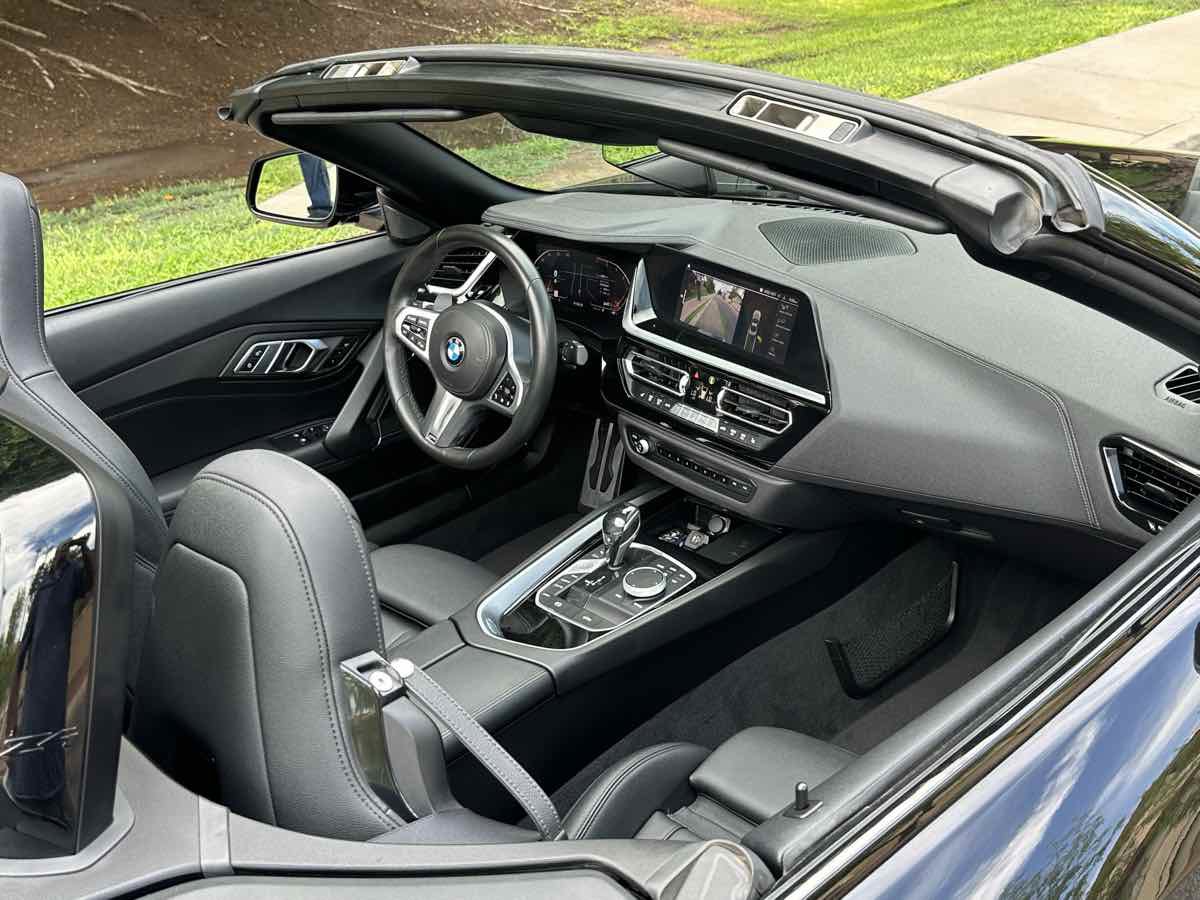 Used 2019 BMW Z4 sDrive30i w/ M Sport Package image 28