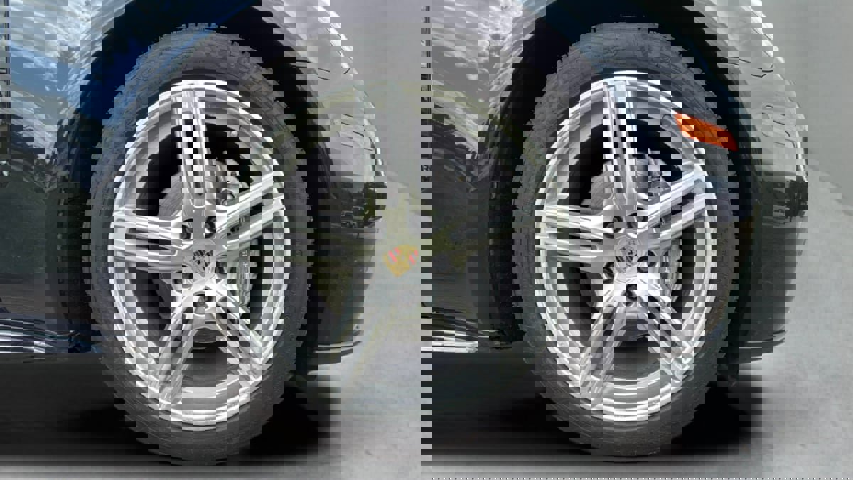 Used 2019 Porsche Panamera image 26