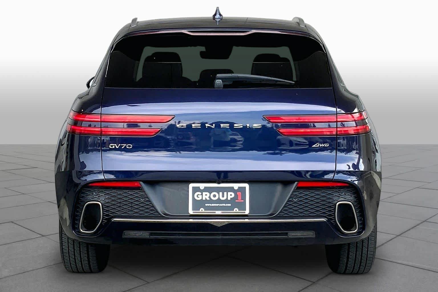 Used 2025 Genesis GV70 2.5T AWD/4WD image 5