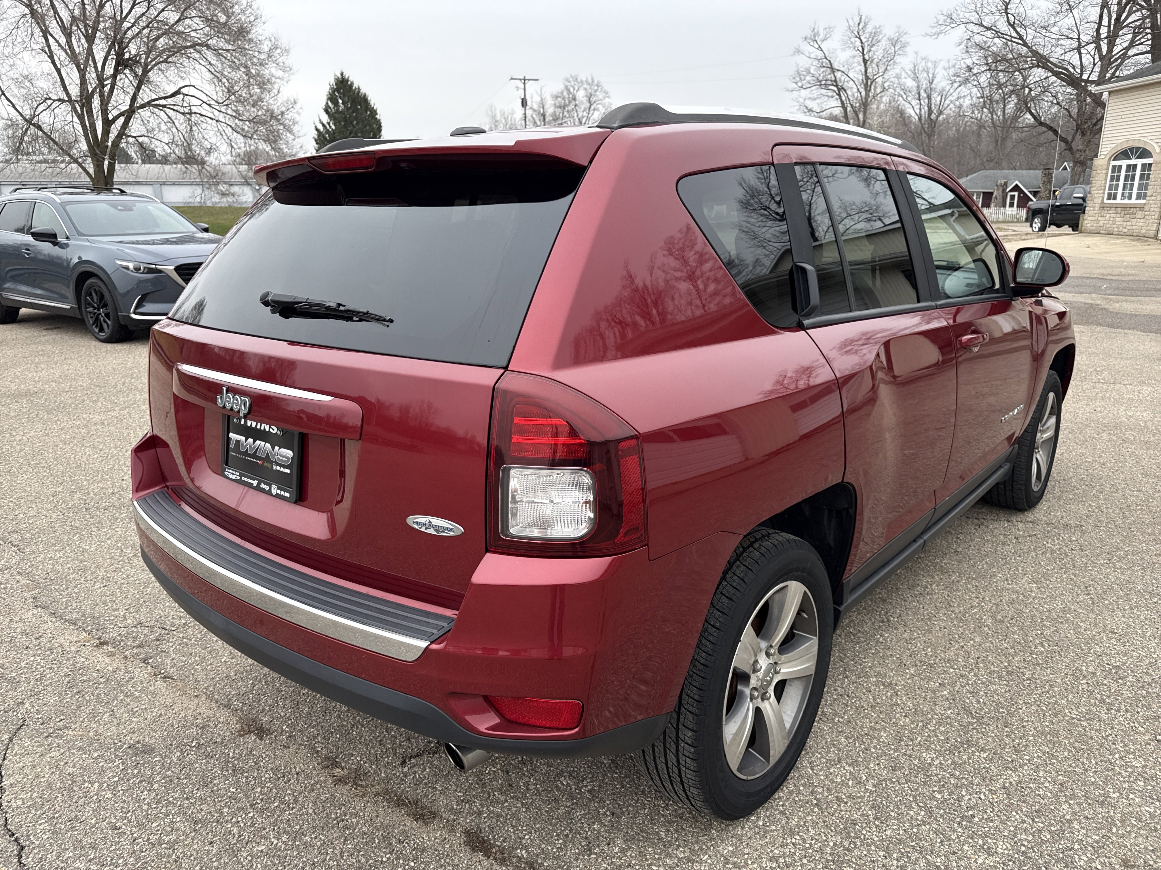 Used 2017 Jeep Compass High Altitude image 4