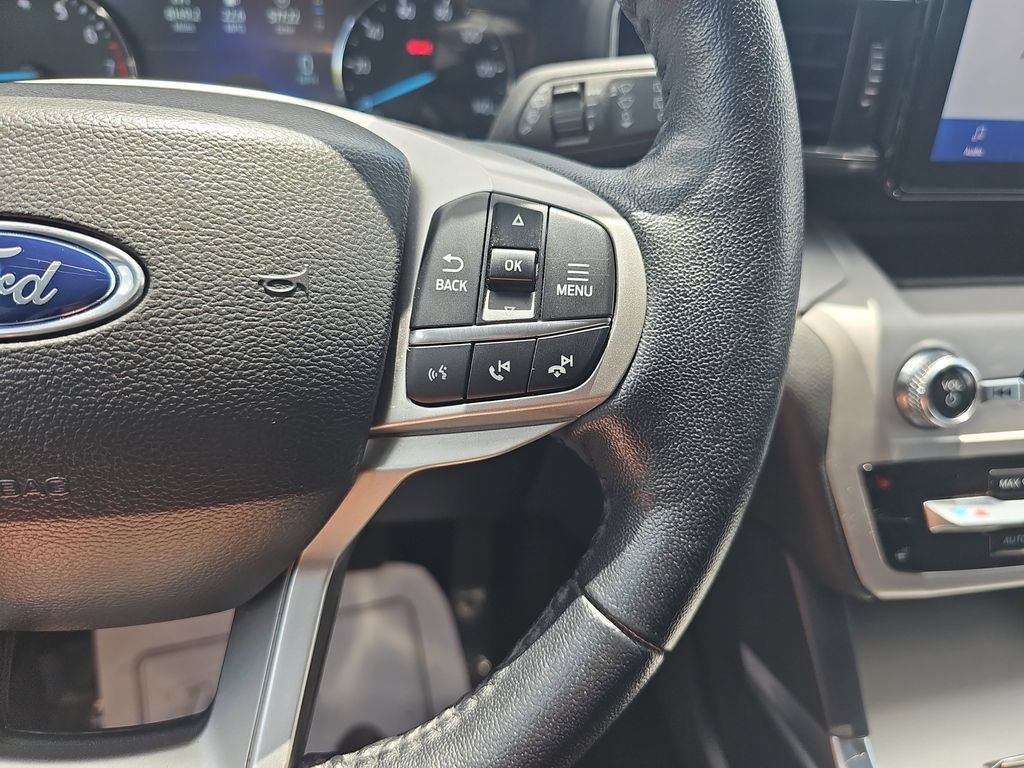 Used 2023 Ford Explorer XLT w/ Equipment Group 202A AWD/4WD image 24