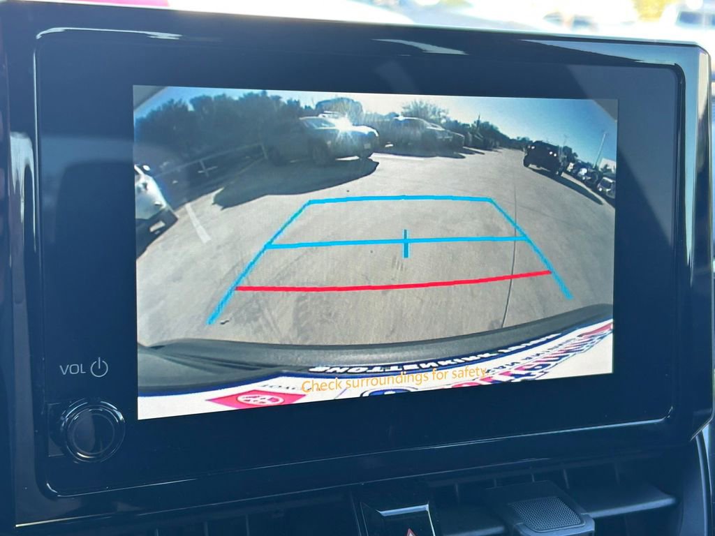 Used 2025 Toyota Corolla SE image 26