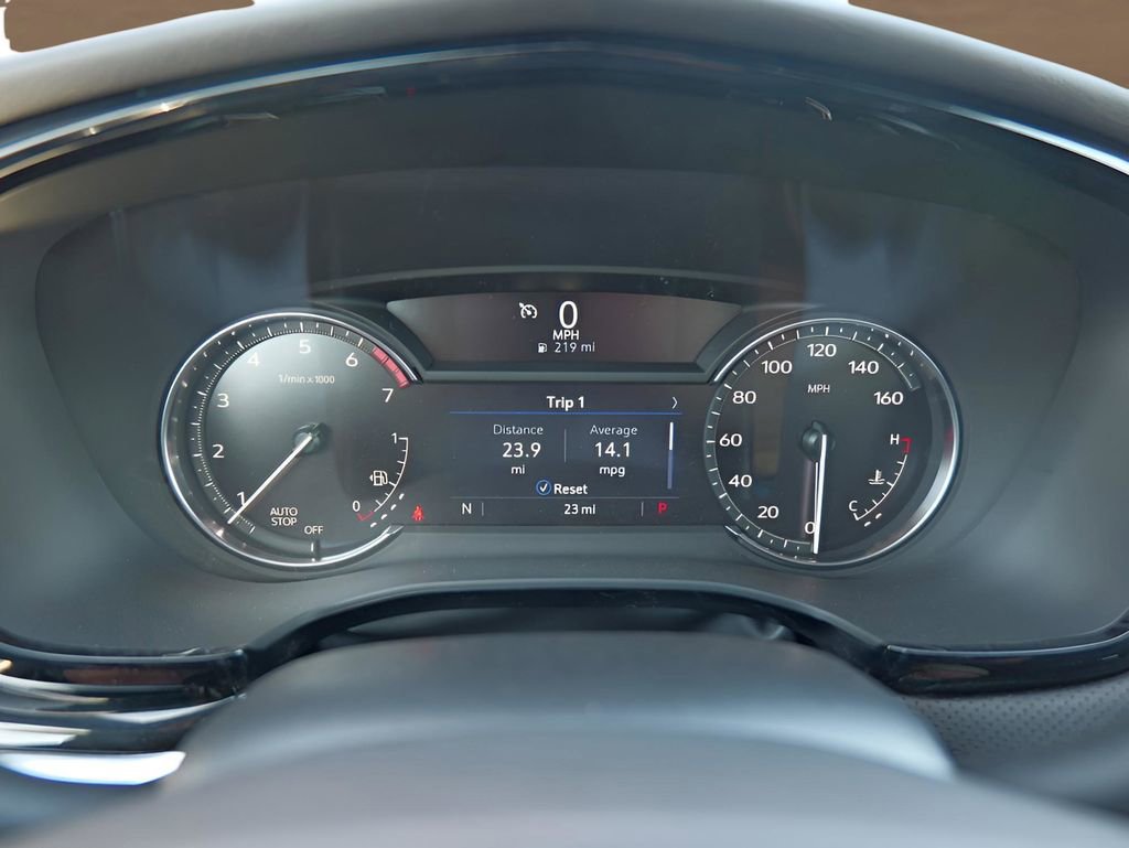 New 2025 Cadillac XT6 Luxury image 14