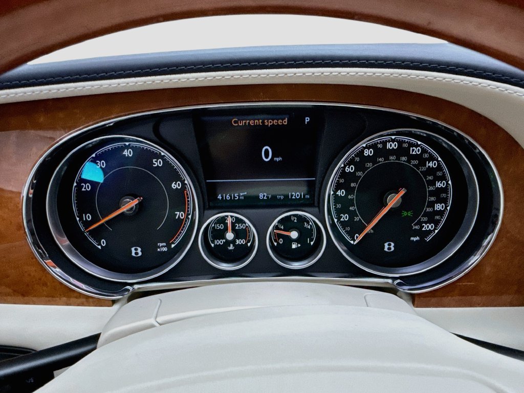 Used 2016 Bentley Flying Spur V8 AWD/4WD image 33