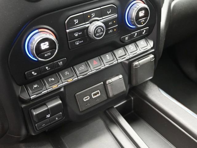 Used 2019 Chevrolet Silverado 1500 High Country w/ Technology Package image 34