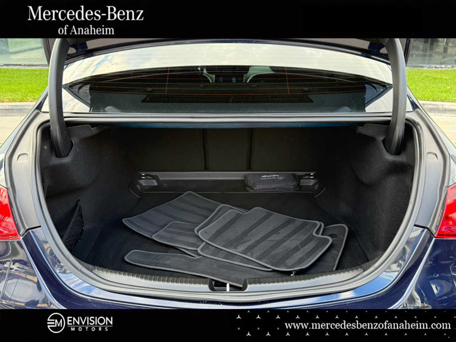 Used 2023 Mercedes-Benz C 300 Sedan image 14