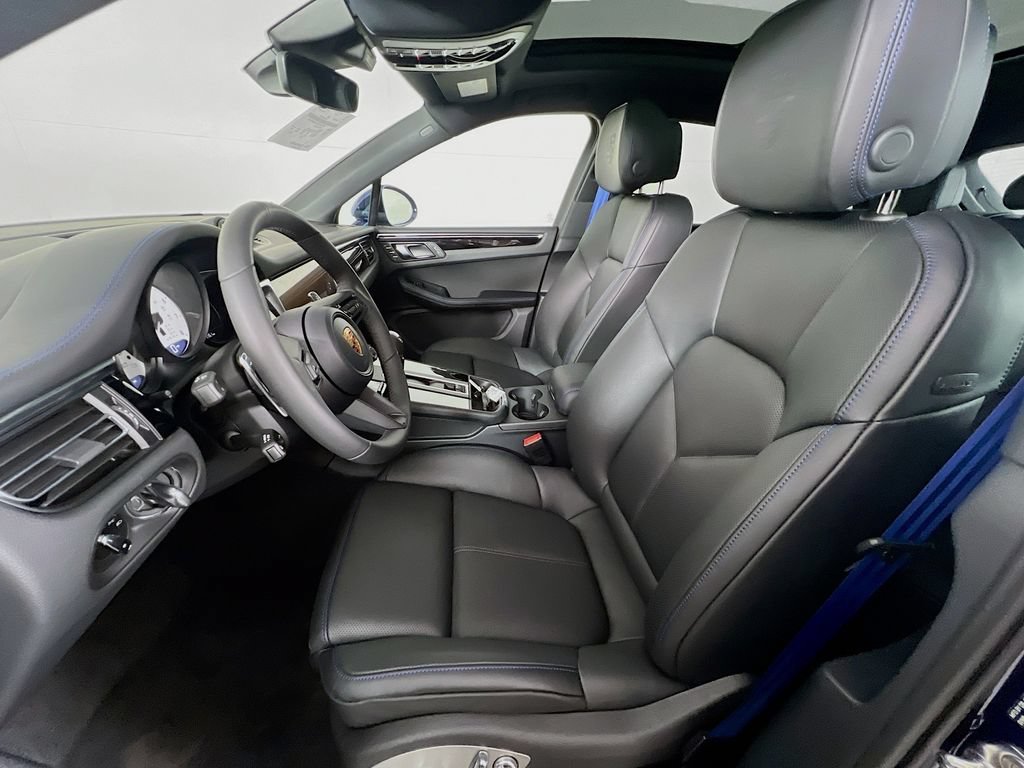 New 2026 Porsche Macan S AWD/4WD image 5