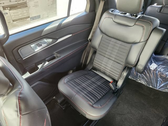 New 2026 Ford Explorer ST-Line w/ ST-Line Street Pack AWD/4WD image 13