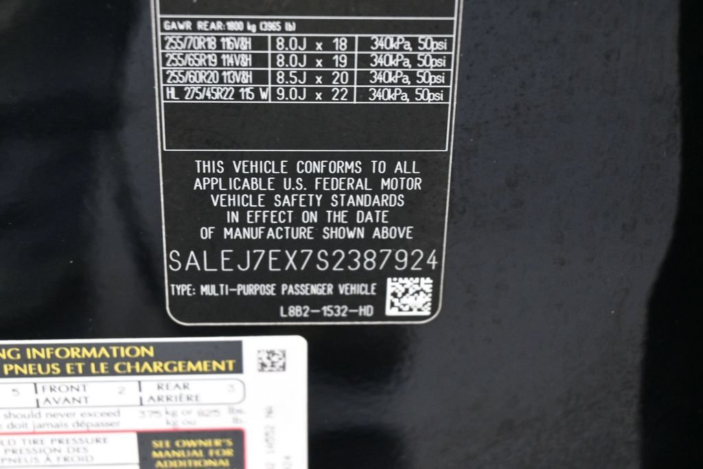 Used 2025 Land Rover Defender 110 S AWD/4WD image 12